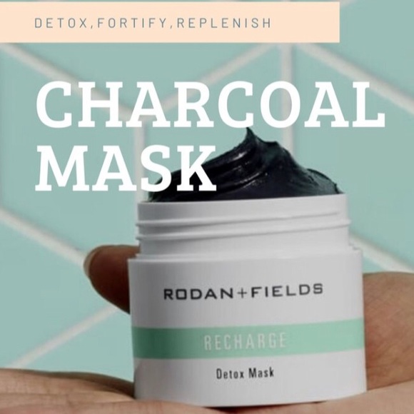 🖤 Charcoal Recharge Detox Mask 🖤 by R and F - Picture 6 of 6